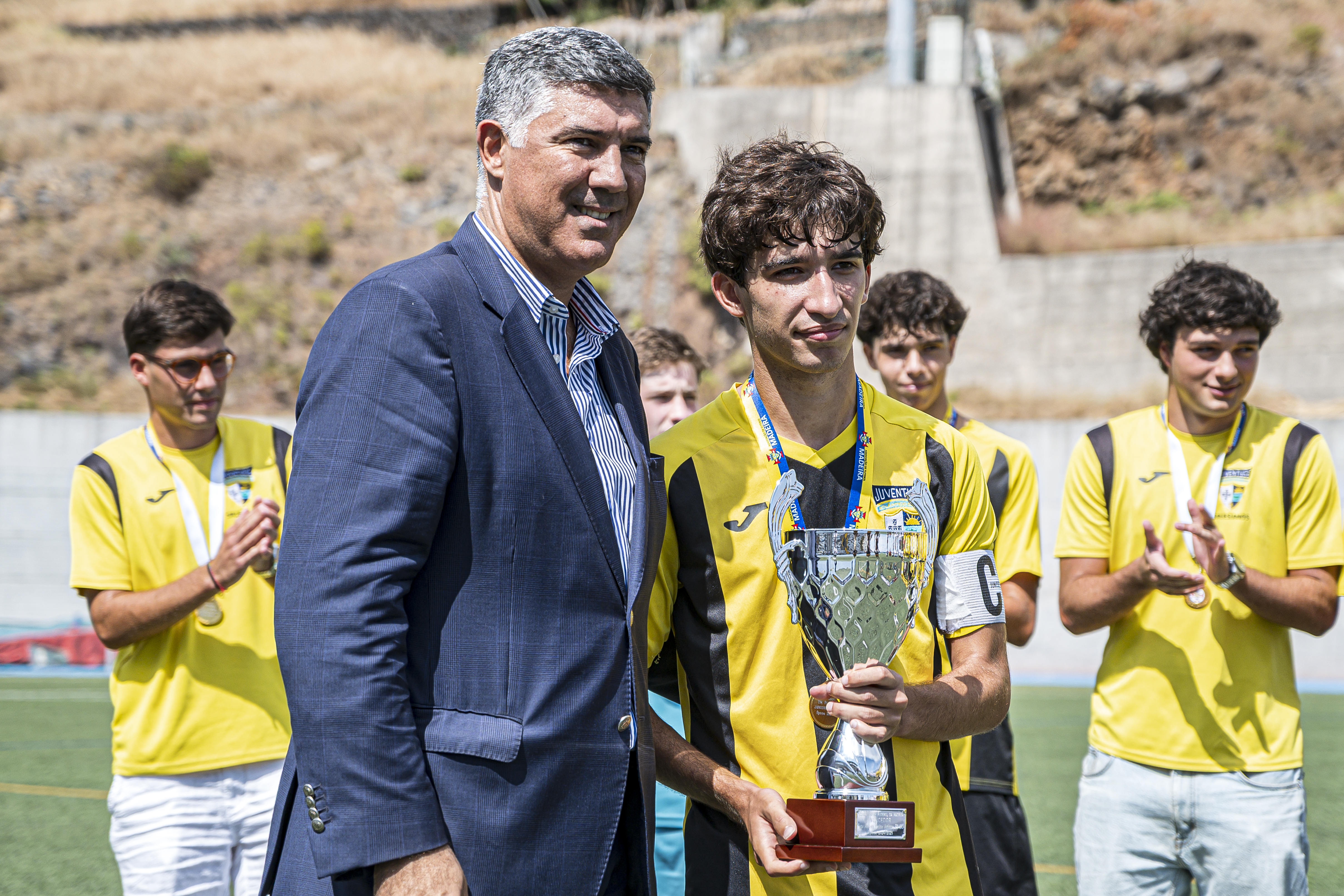 Juventude recebe Taça da Madeira de Juniores